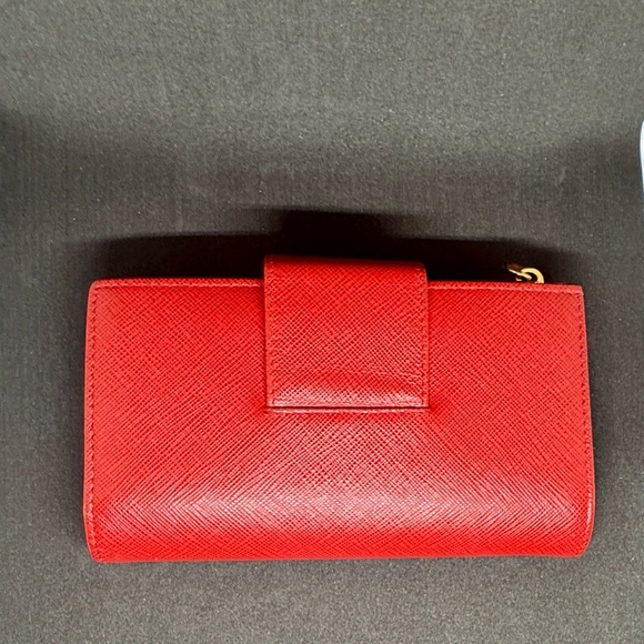 Prada Red Leather Compact Zippy Wallet W/ COA - Picture 5 of 14